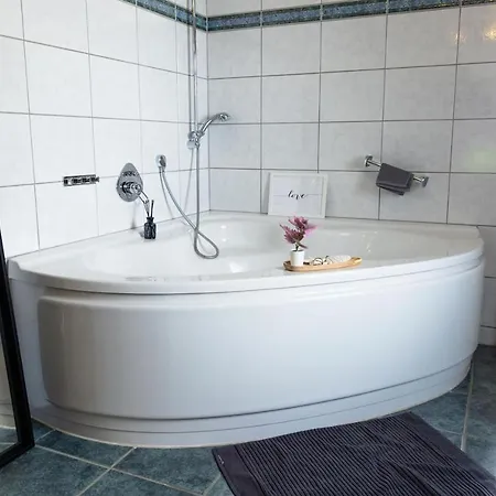 Vulkan-lodge بيت للعطل *