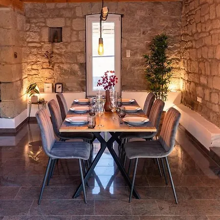 Vulkan-lodge 別荘 *